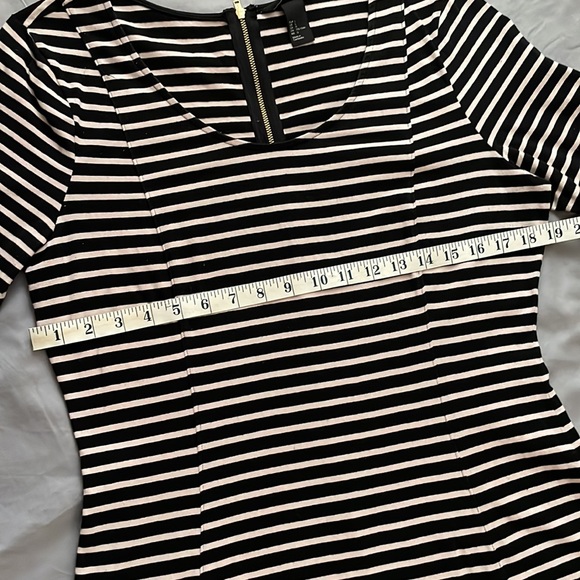 H&M striped scoop neck peplum top | black and white | size large - Picture 4 of 6